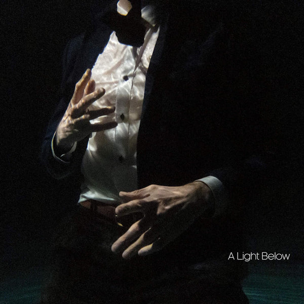 Christopher Tignor - A light below (CD)