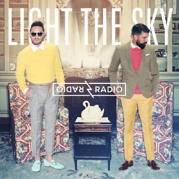 Radio Radio - Light the sky (Digipak CD)