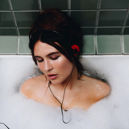 Mimi Webb - Confessions (LP)