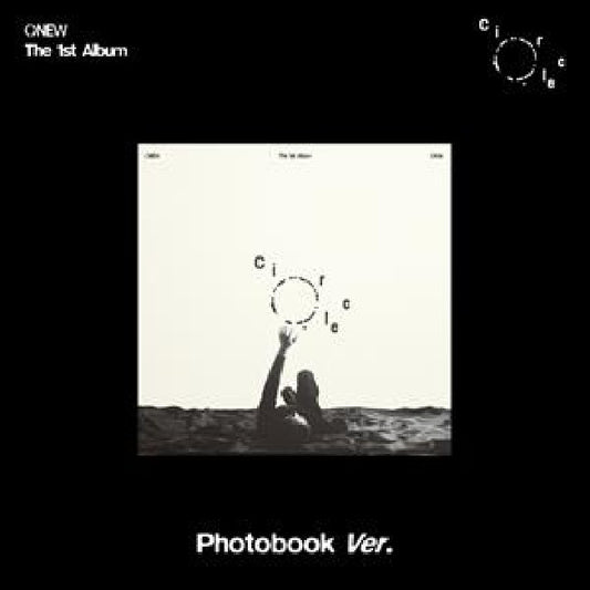 Onew (shinee) - Circle (Vol.1 / 84pg. Photobook CD)